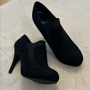 Impo Black Suede Women's Heels